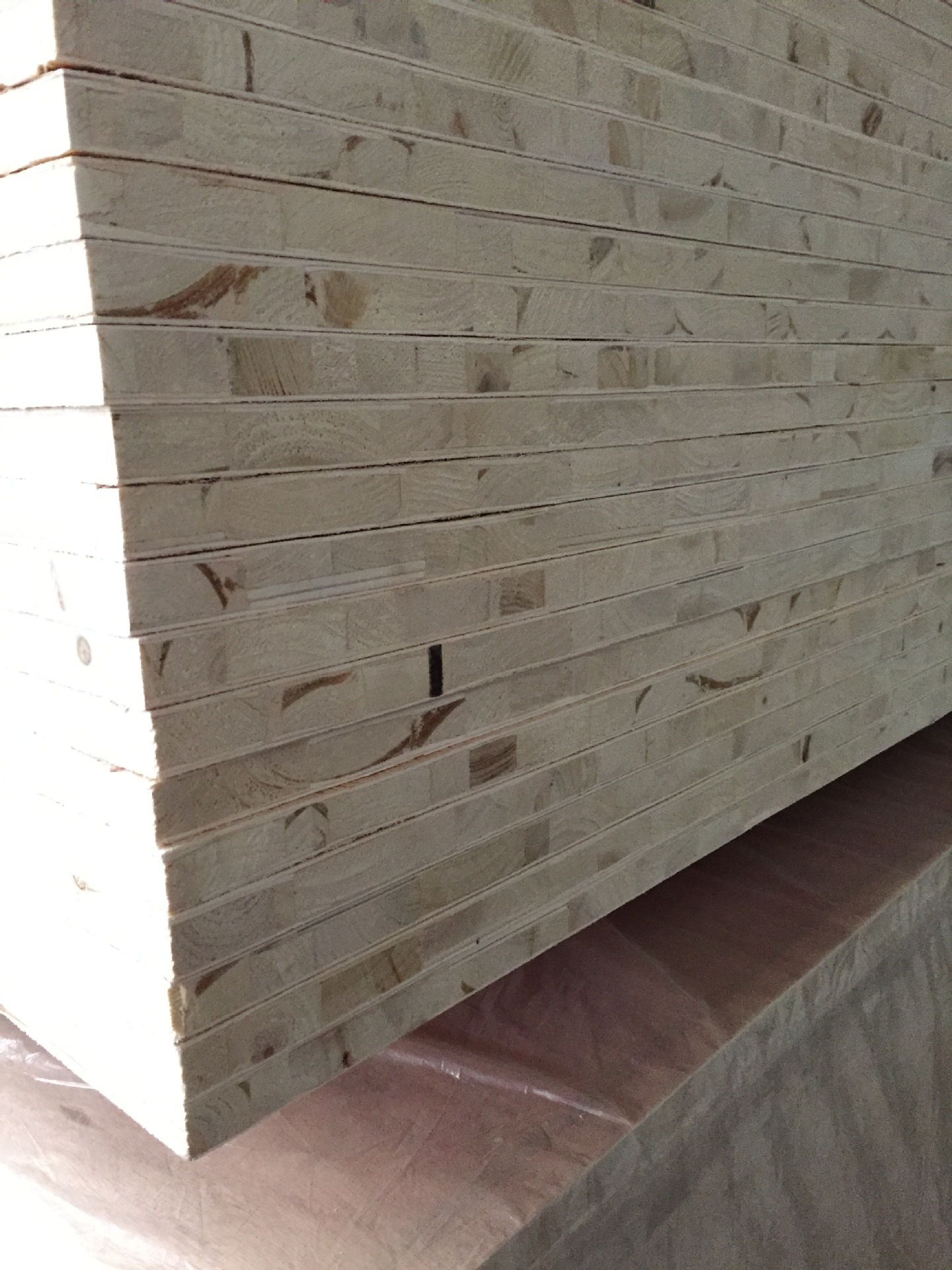 工程建材推荐：万木春实木细木工板，马六甲杉木杂木