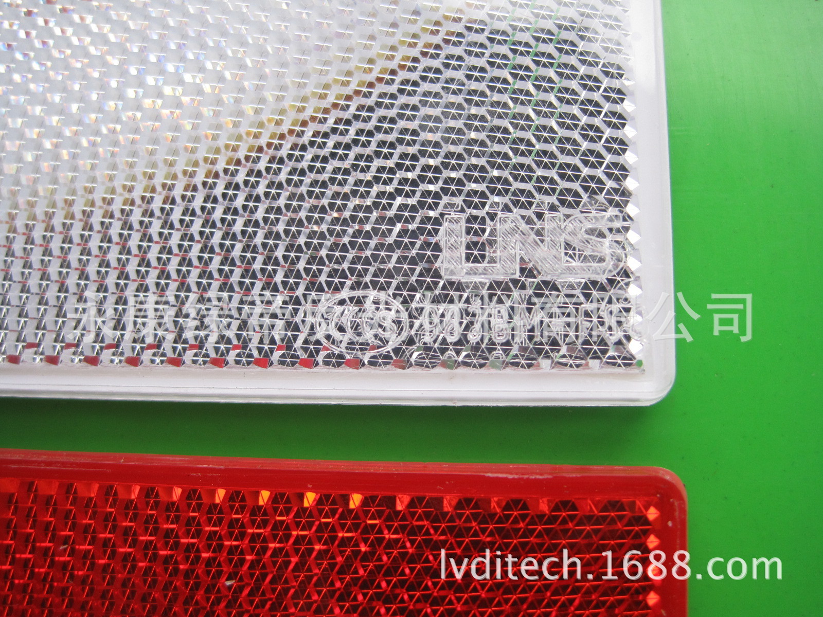 两格LNS反射器 05