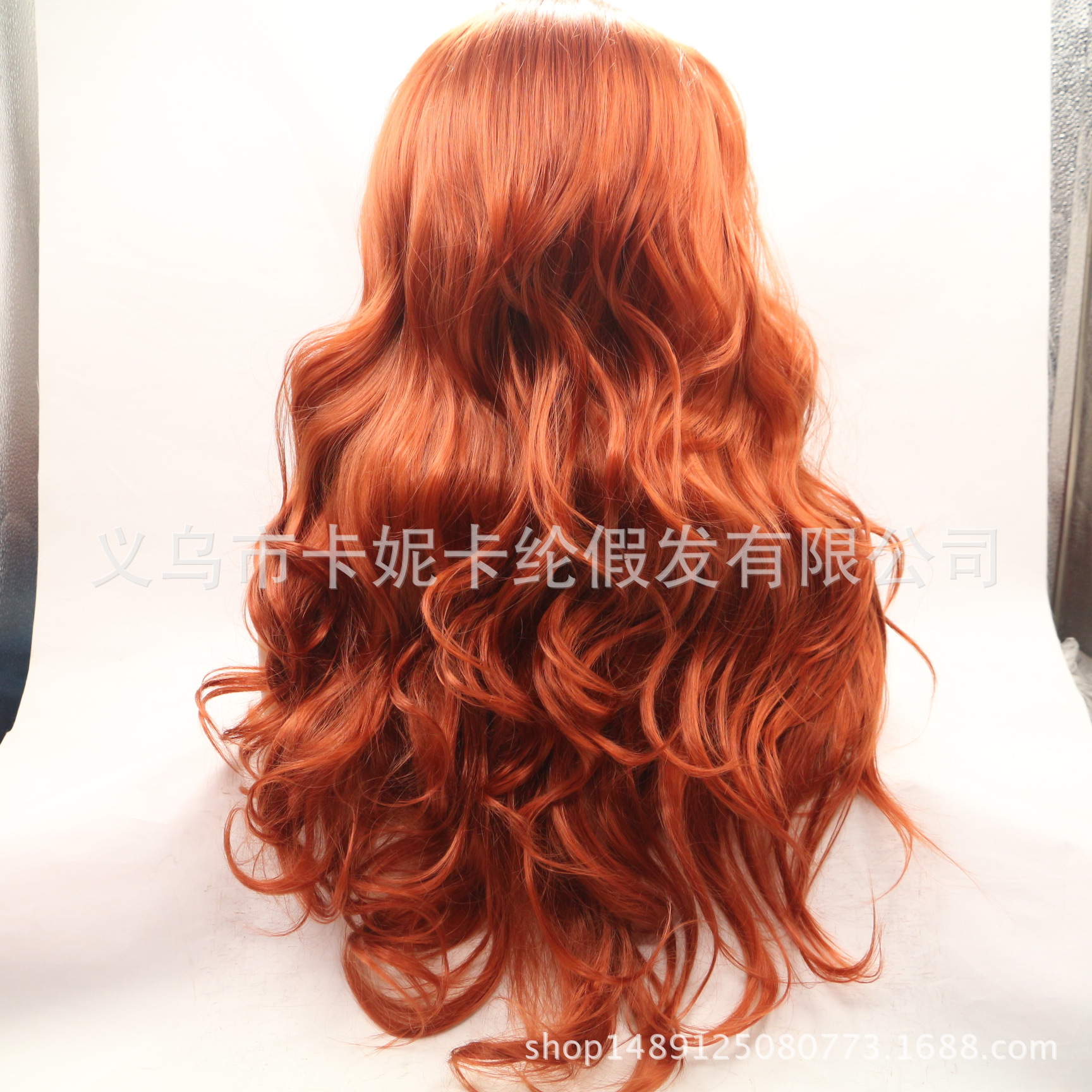 Nuevo color sólido oro marrón frente peluca de encaje realista rizos largos