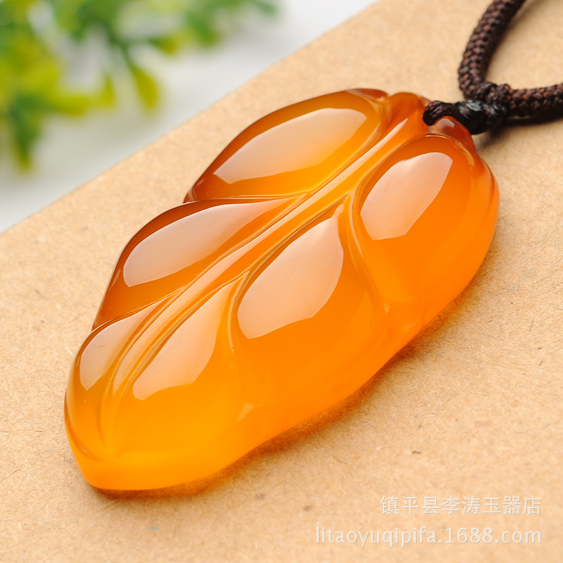 厂家直销 量大从优 俏色冰种黄玉髓 金枝玉叶树叶吊坠 叶子挂件|ms