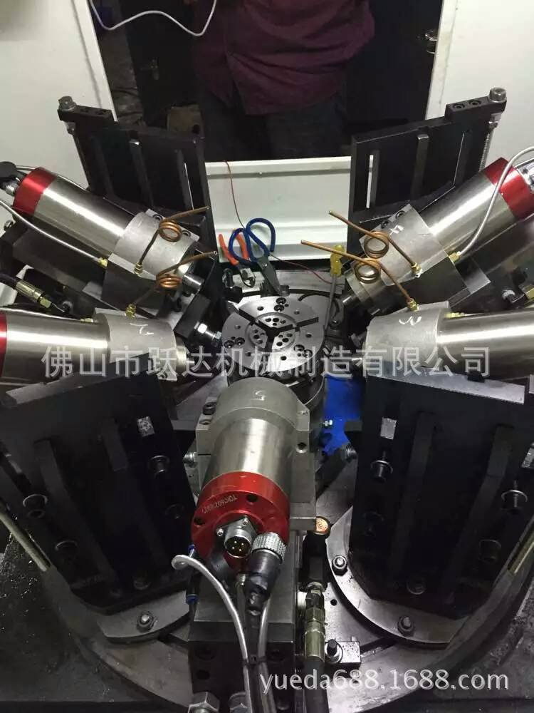 批量生产五轴联动钻攻中心机床  数控设备      组合机床数控