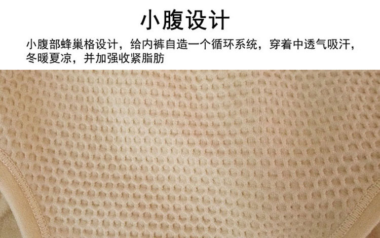 3887534653_2060220285