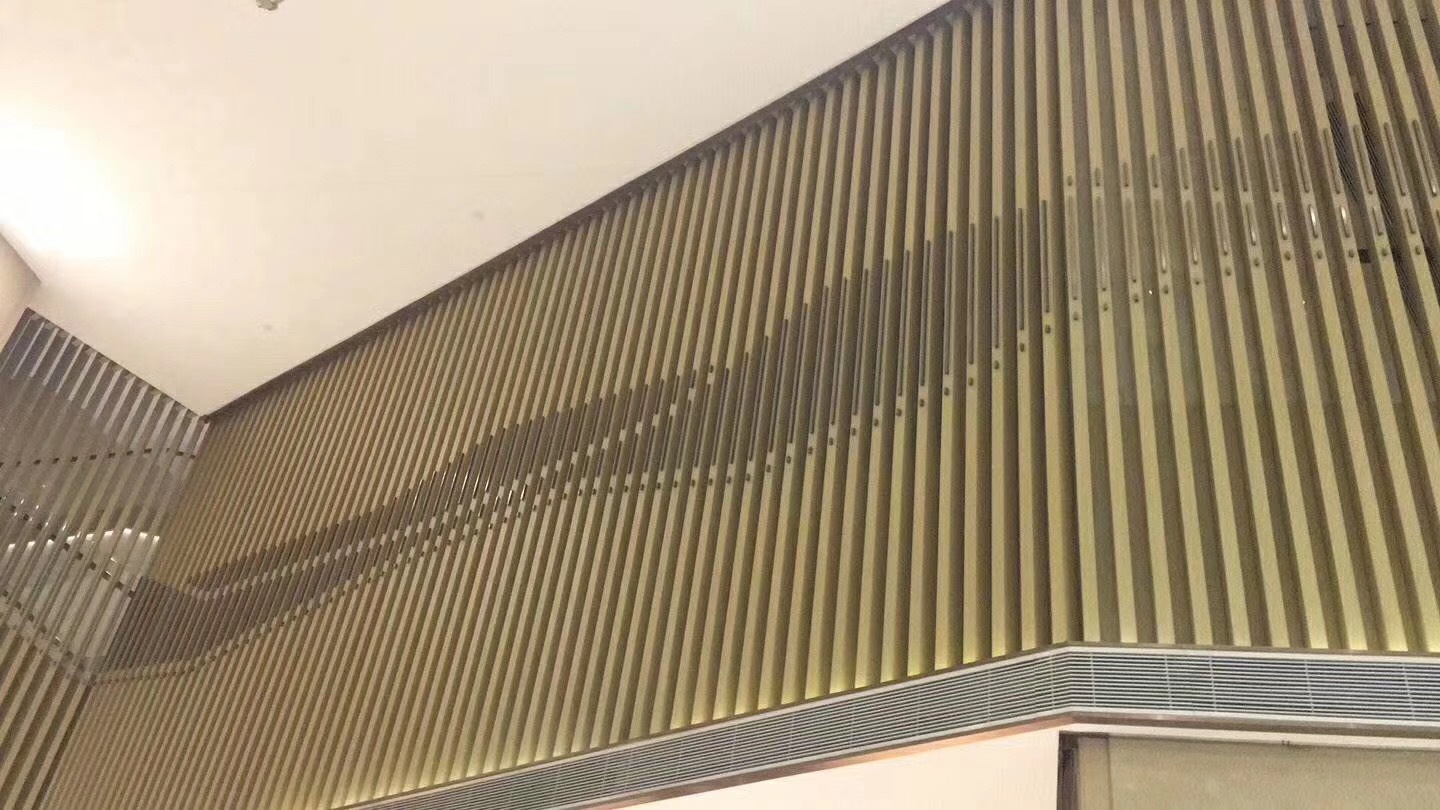 仿木铝方通_热转印木纹铝方通