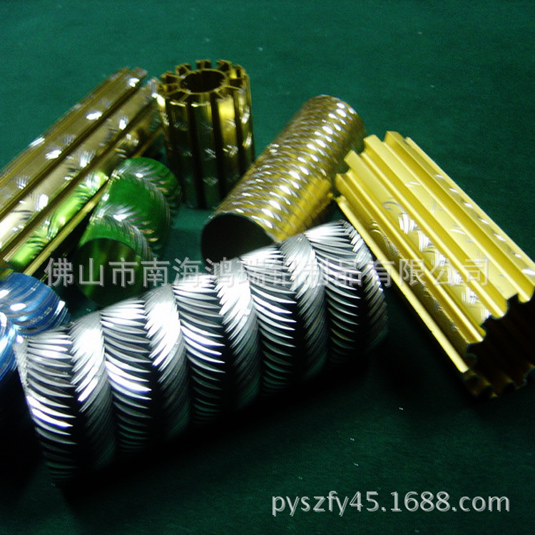 厂家供应各种刻花工艺铝管 挤压型材 定 制异型铝合金管 铝管现货