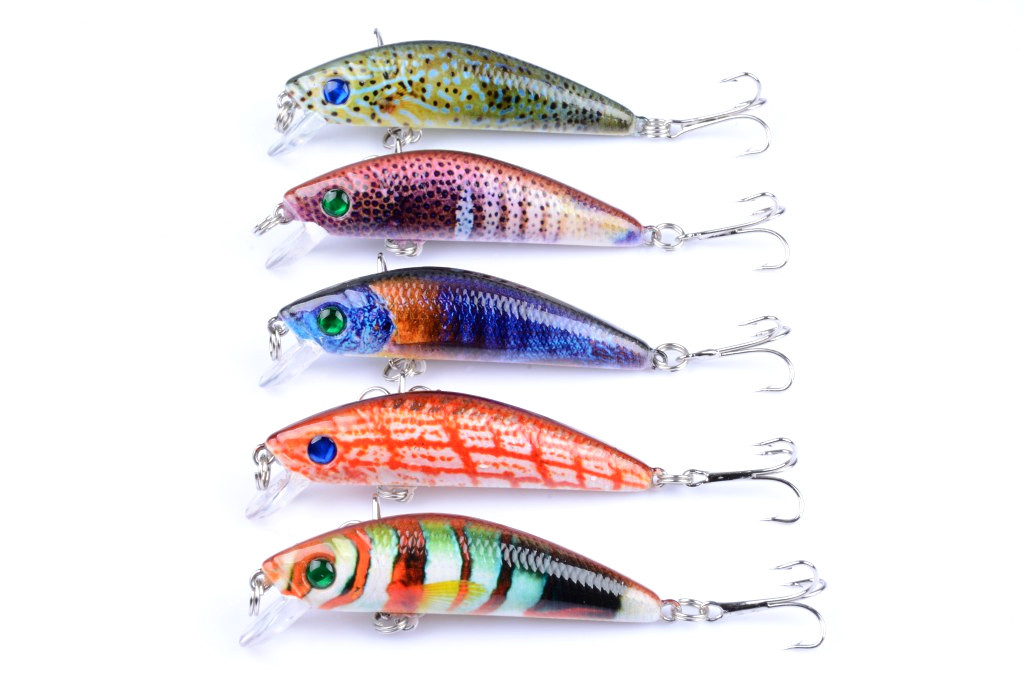 Shallow Diving Minnow Lures Hard Plastic Baits Bass Trout Fresh Water Fishing Lure