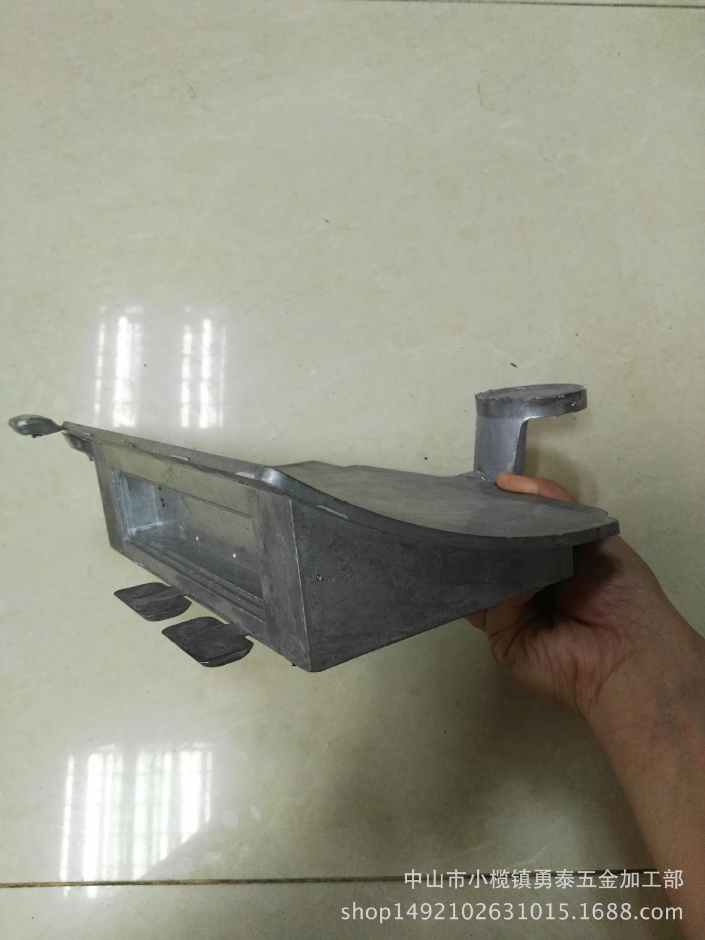 智能锁铝合金压铸cnc铝件加工灯饰配件厨卫家具车灯户外灯