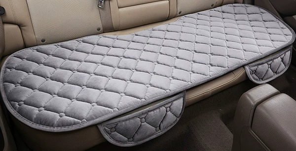 The rear seat gray rhombus