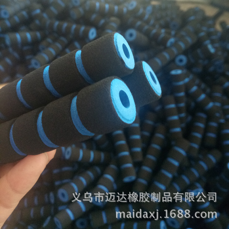 供应海绵手把套光面保护泡沫管 运动健身器材橡塑NBR高密度配件