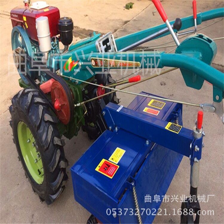 柴油12马力手扶犁地翻土打田机怎么操作