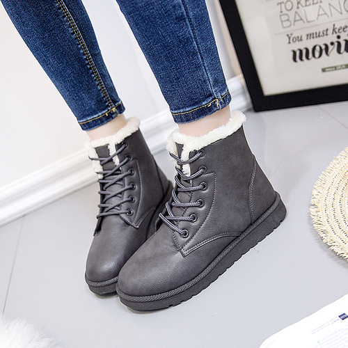 One piece wholesale wholesale winter new snow boots women's short boots warm cotton shoes Martin boots female students factory direct sales