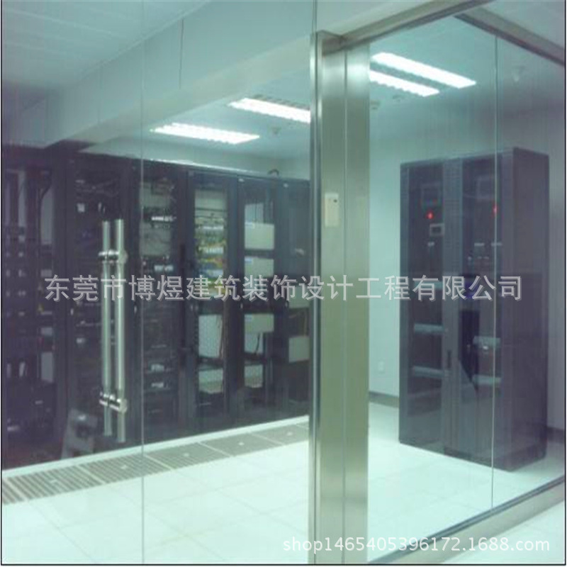 东莞装修公司承接玻璃隔断工程，轻质砖隔墙工程，厂房装修