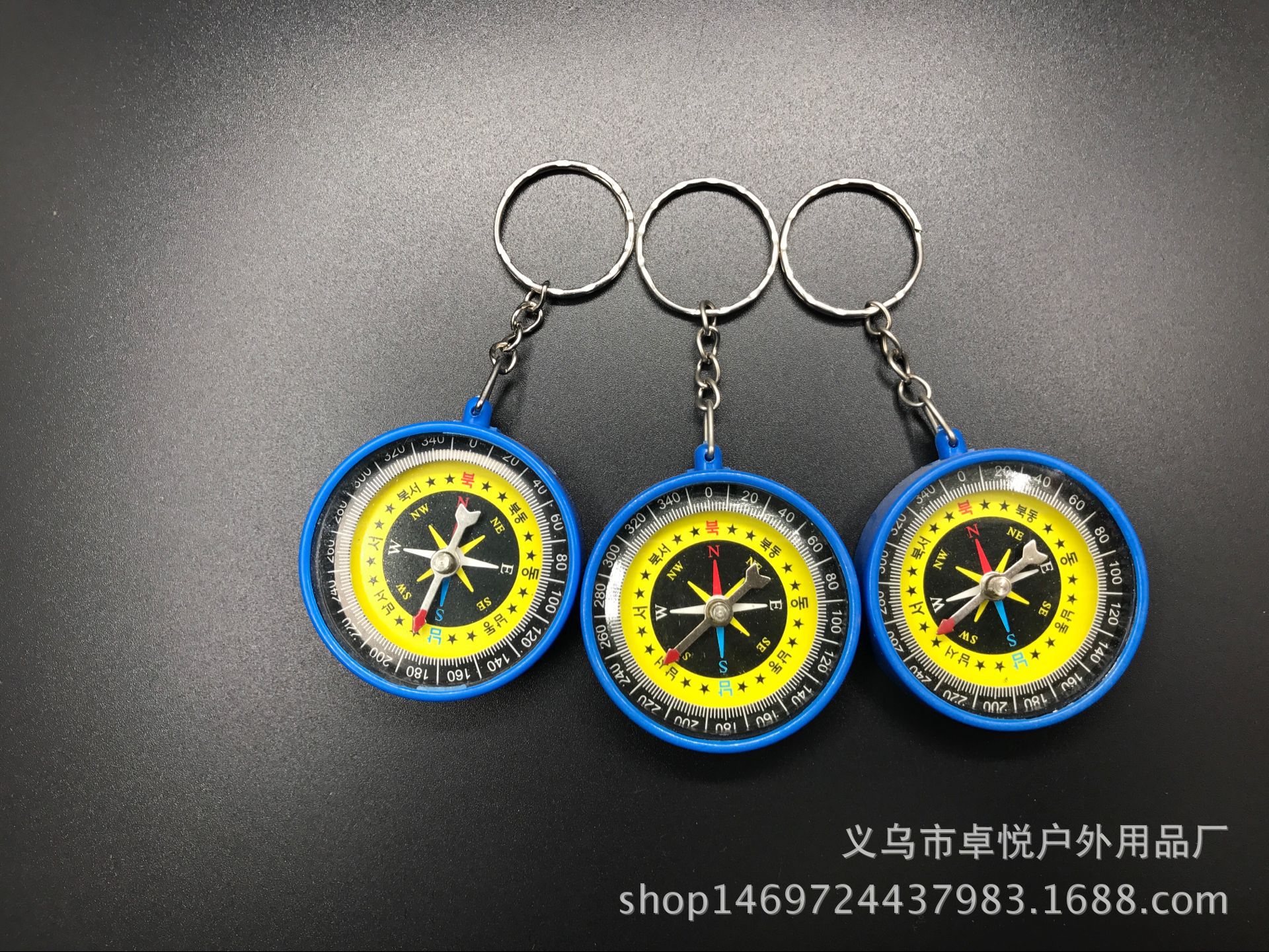 49C55168BA75E3EF3FE65A7B843FBB