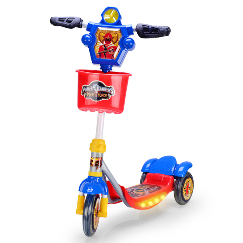 Cartoon children's three-wheel scooter