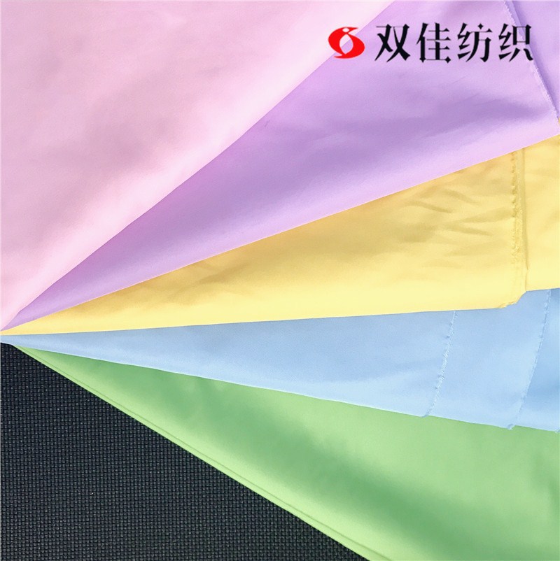 【厂家供应】190T涤塔夫服装里子布 箱包里料 胆布