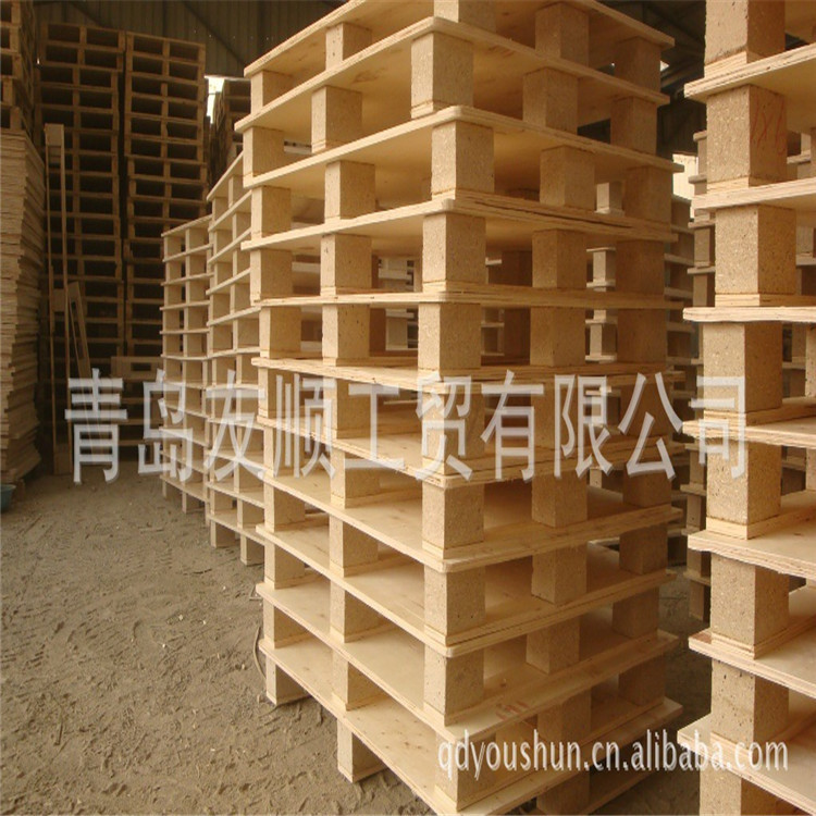 加厚低价现货木托盘厂家 青岛托盘售卖 电子厂机械厂木托盘木架