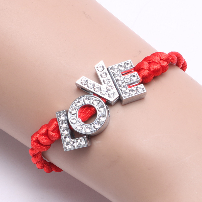 本命年时尚情侣红绳手链 热卖镶钻字母LOVE手绳 小饰品礼品