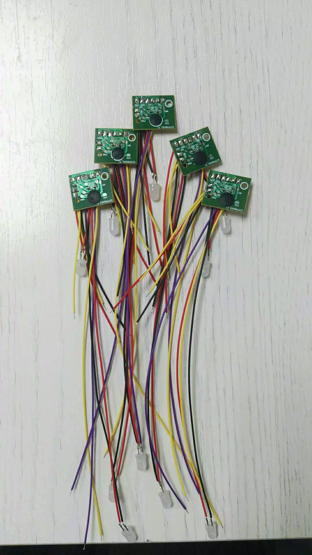 设计玩具星球大战pcba线路板语音加闪灯板创意发光电子