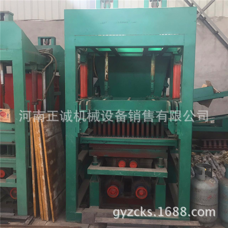 3873253129_737436263