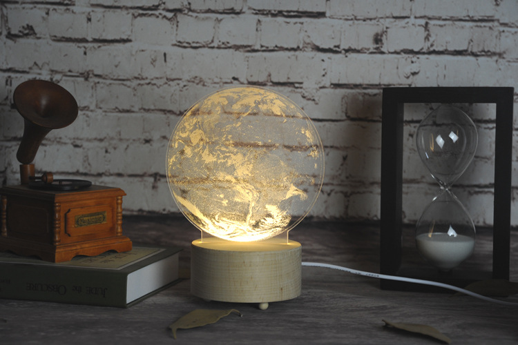 LED Moon Lamp 2