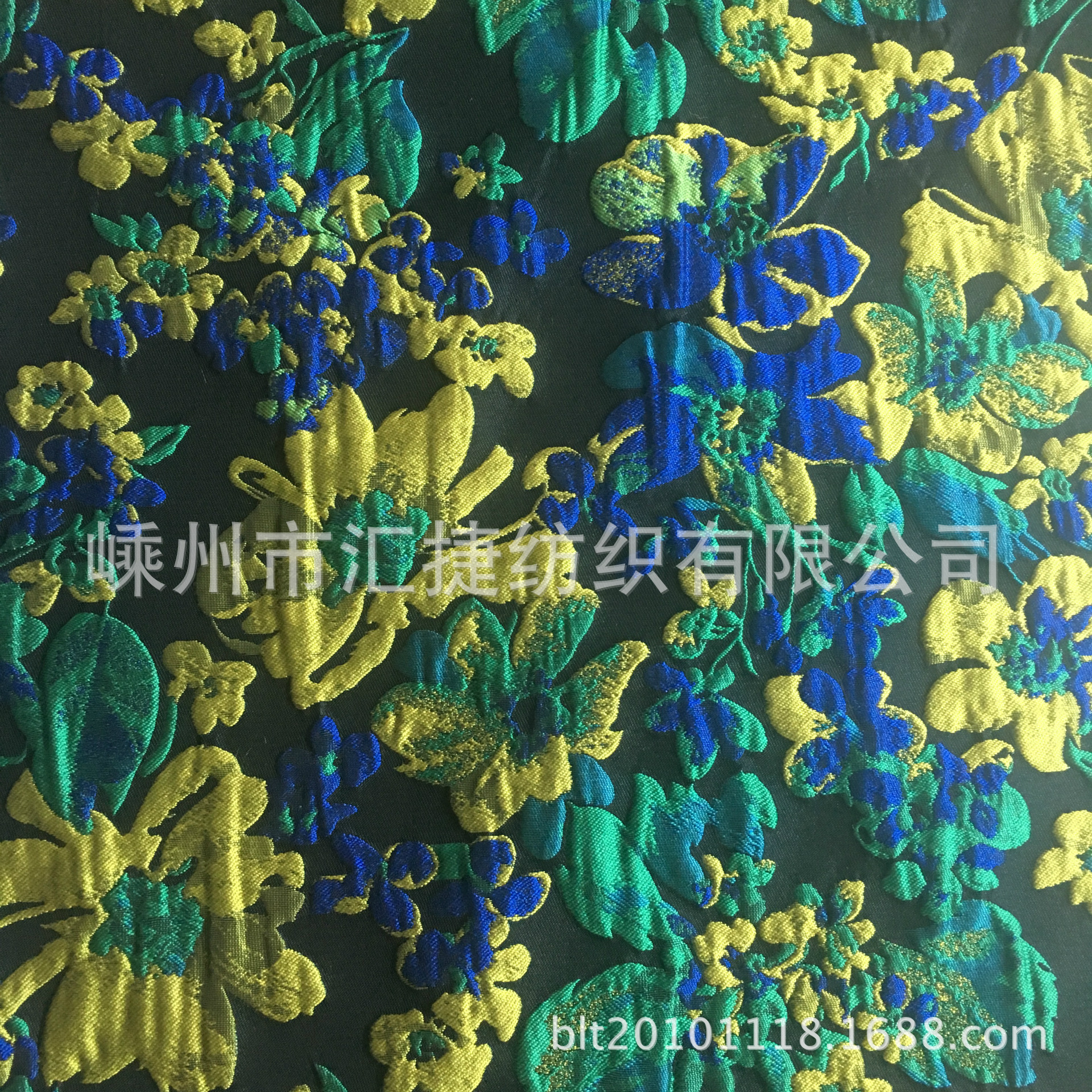 工厂直供色织提花时装面料梭织大花提花服装面料植物提花面料