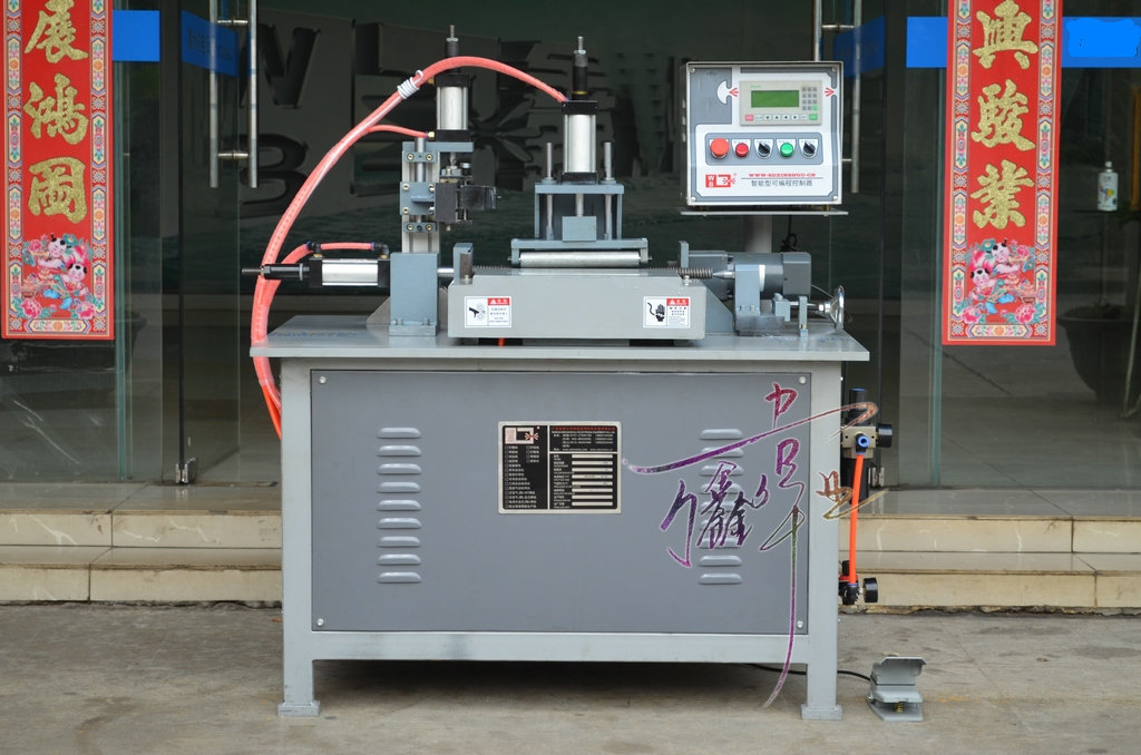 万鑫伟业/WXWY专业供应自动焊机  便携式自动环缝焊机