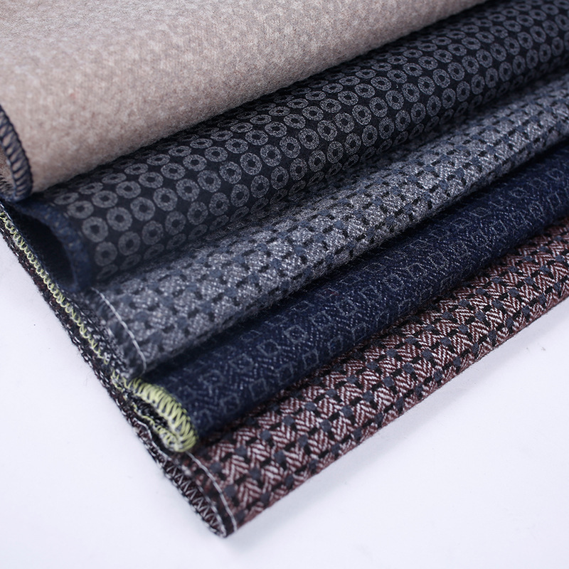 毛呢实力厂家直供工艺印花毛纺面料 超柔舒适服装毛纺面料