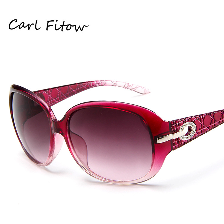 Fashionable retro brand sunglasses