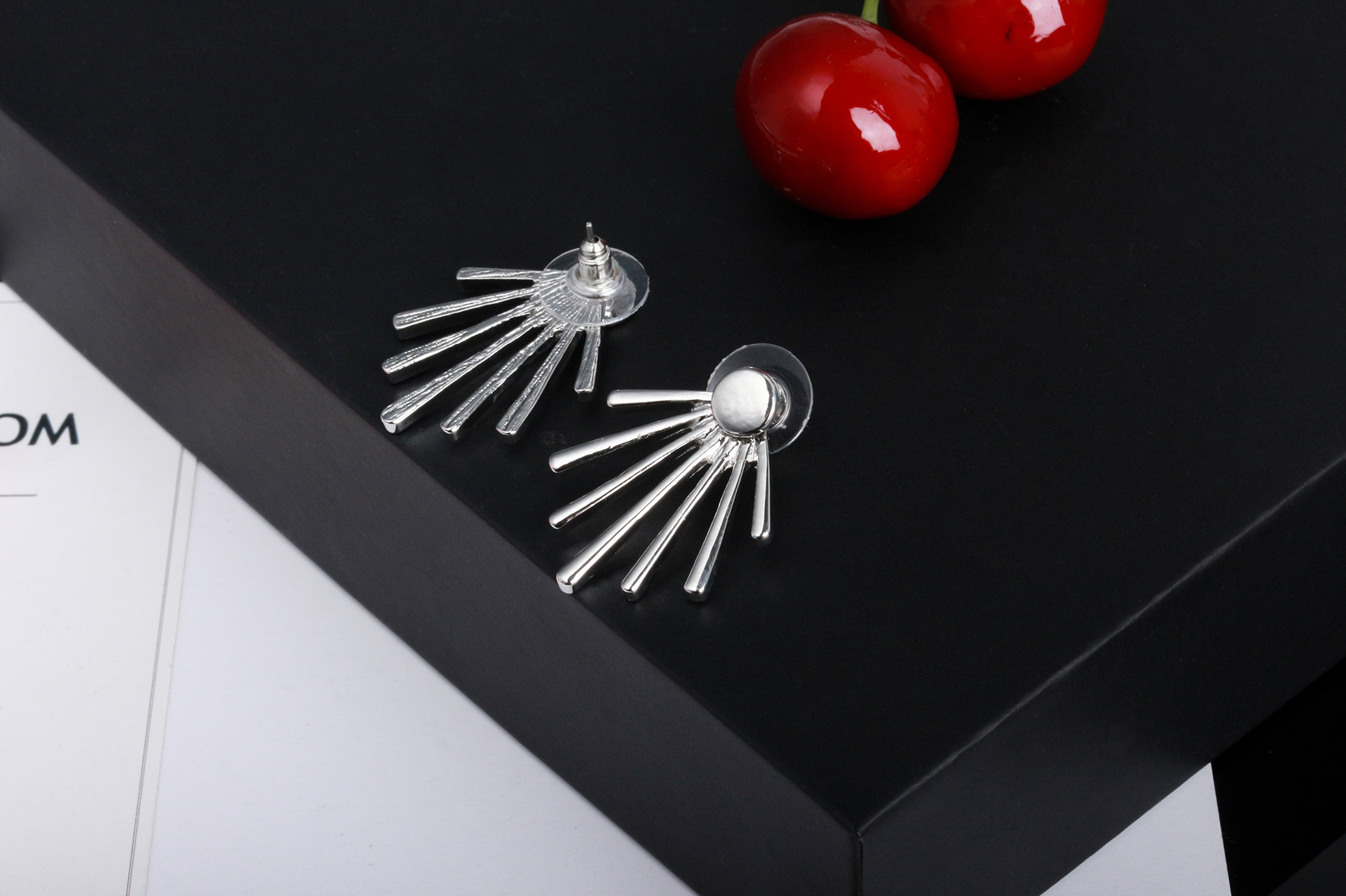 Creative Round Nails Vertical Long Stud Earrings Wholesale Fashion display picture 8
