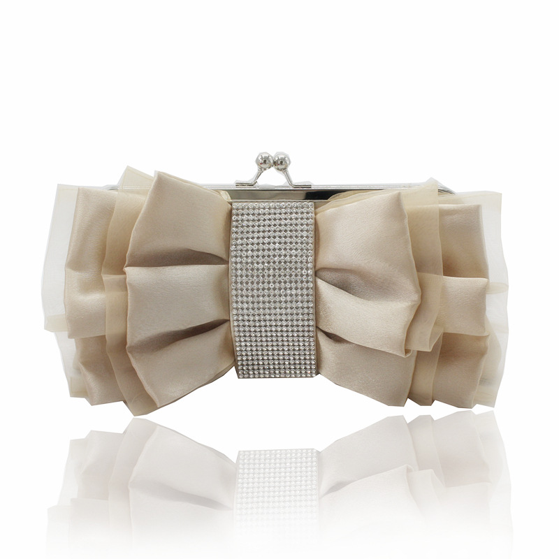 Túi clutch dạ tiệc satin nơ xếp ly đính kim cương – kèm dây đeo chéo — Màu đỏ, Màu đen, Màu Sâm panh, Màu bạc