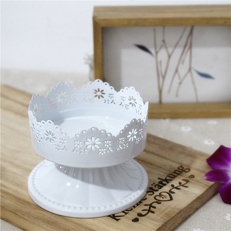 European style originality Iron art Cake Stand wedding Dessert Decoration Lace Snack stand Wedding props Swing sets ornament