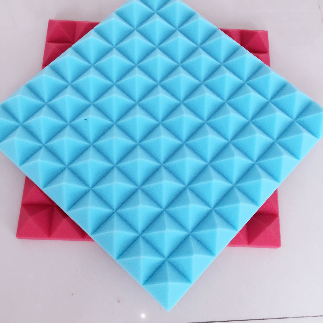 厂家直销 高密度金字塔吸音绵 高回弹蘑菇头隔音海绵 鸡蛋棉