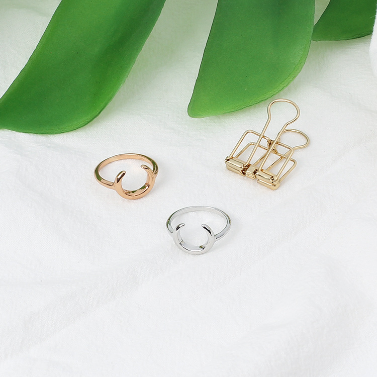 U Shape Pattern Wholesale Fashion Arc-shaped Horns Moon Ring