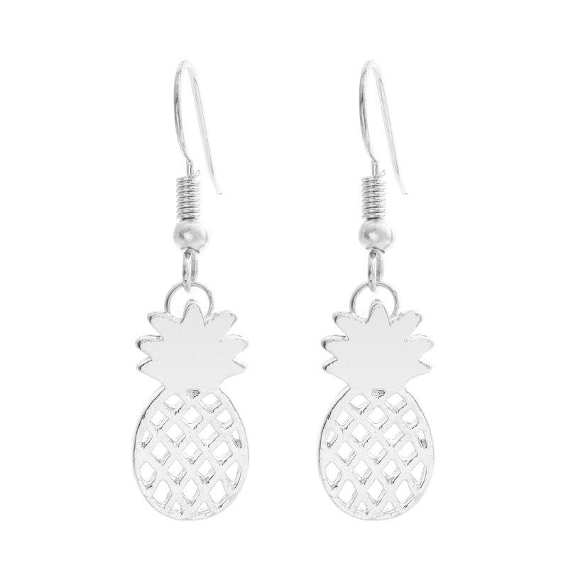 Vente Chaude En Europe Et Amérique Mignon Fruits Ananas Boucles D'oreilles Gouttes Pour Les Oreilles Femmes Anti-allergie Oreille Crochet Creux Ananas Boucles Boucles D'oreilles Exclusive Pour Croix-frontière display picture 2