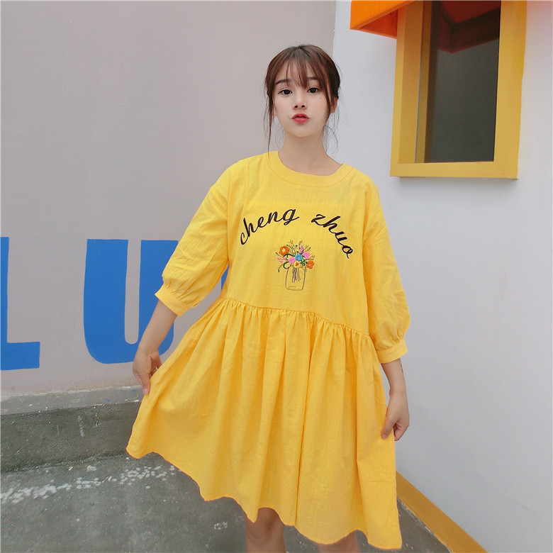 2017春夏新款韩版女装绣花宽松连衣裙 图片