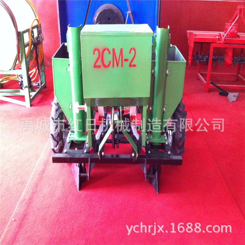 双行马铃薯种植机  拖拉机悬挂种植机  山芋播种机