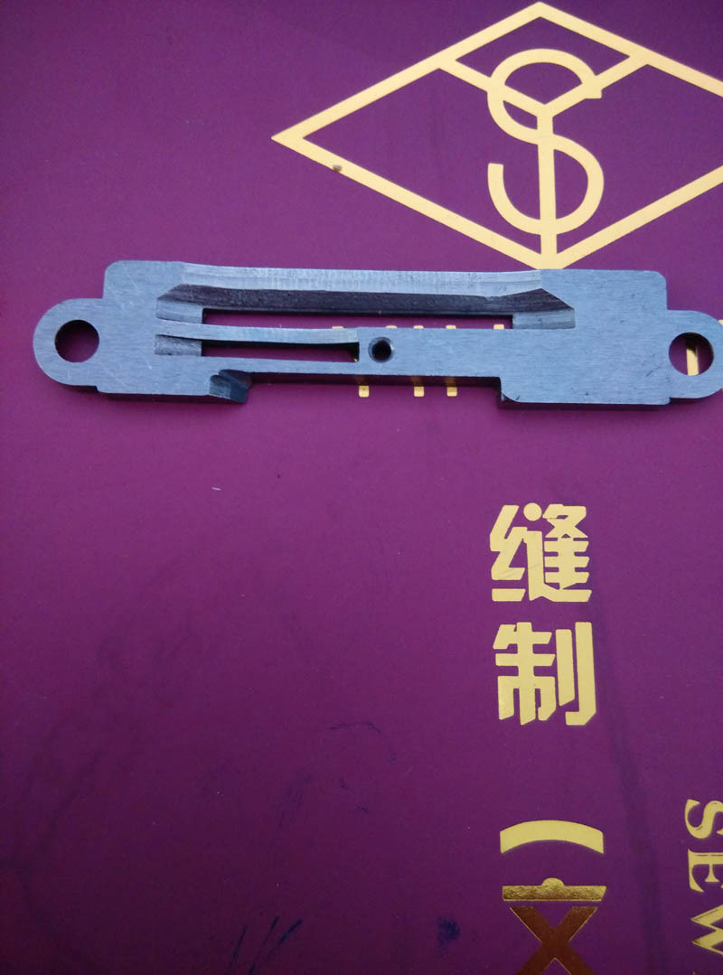 促销打折缝纫机配件零件 522带刀/切刀平车切刀车522带刀平车针板
