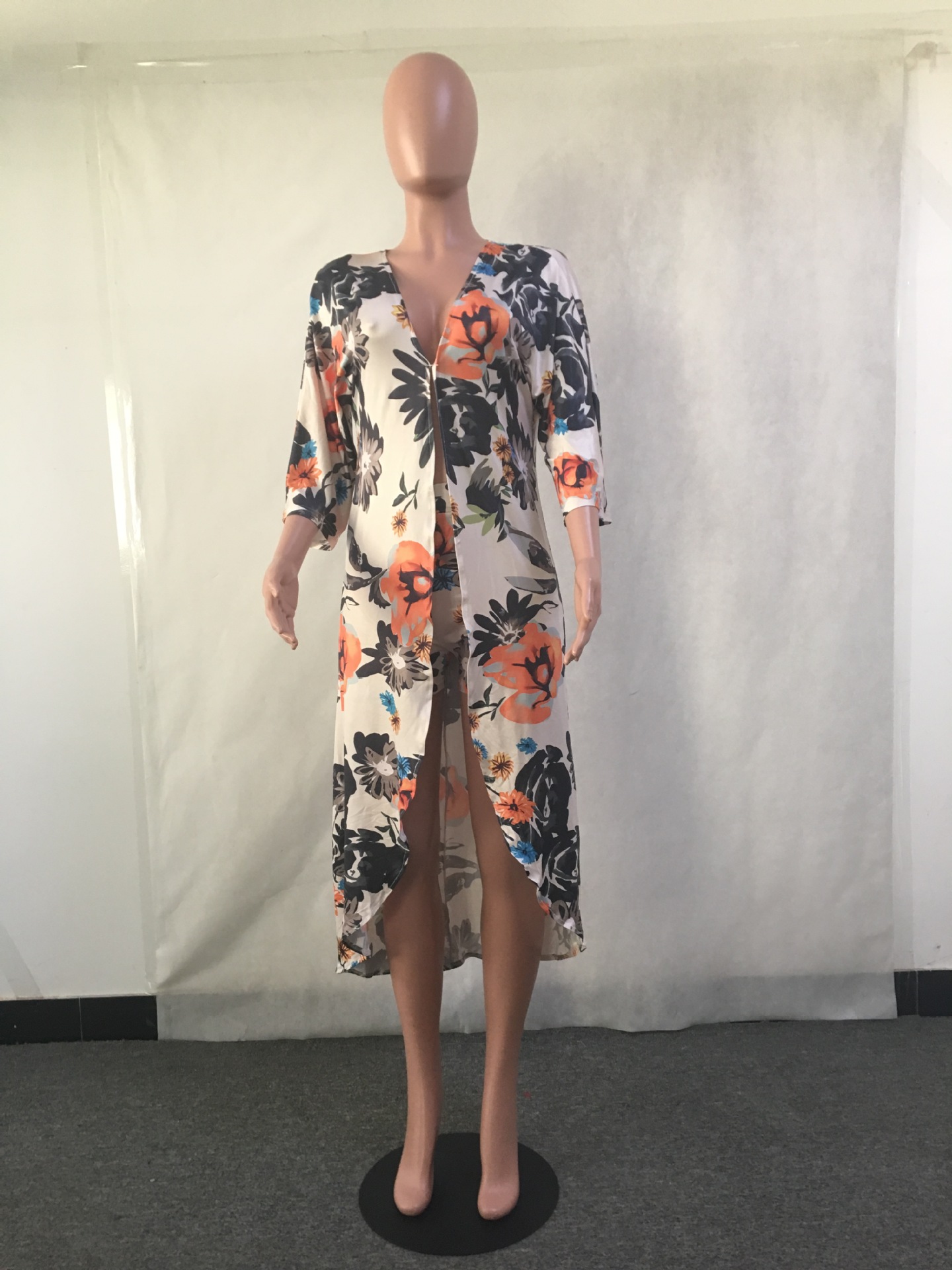 Costume femme en Lait de soie - Ref 3335304 Image 22