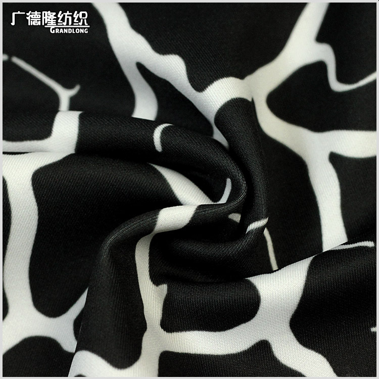 解构风时尚黑白几何抽象印花空气层面料卫衣外套夹克短裤半裙箱包