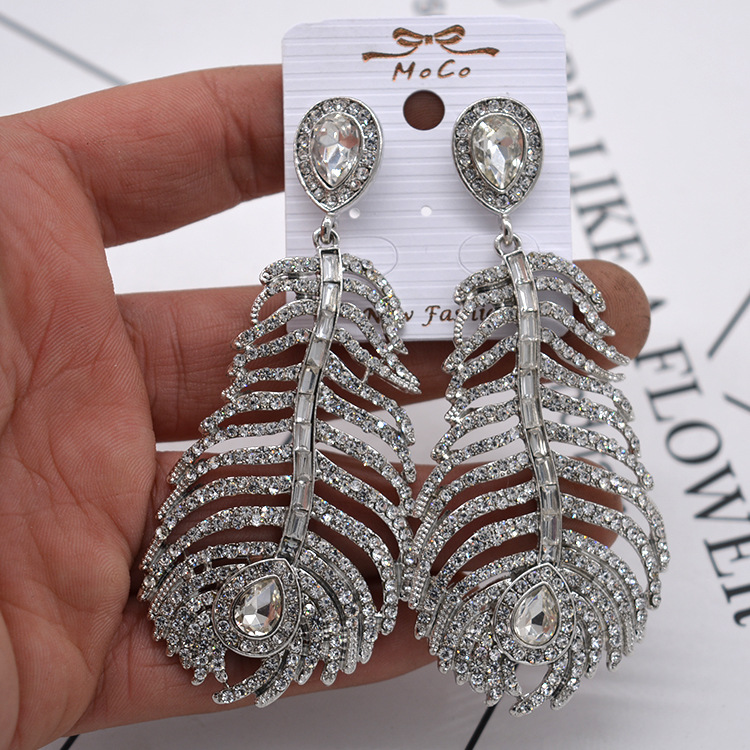 Pendientes Barrocos Exagerados De Diamantes Con Plumas Grandes display picture 8