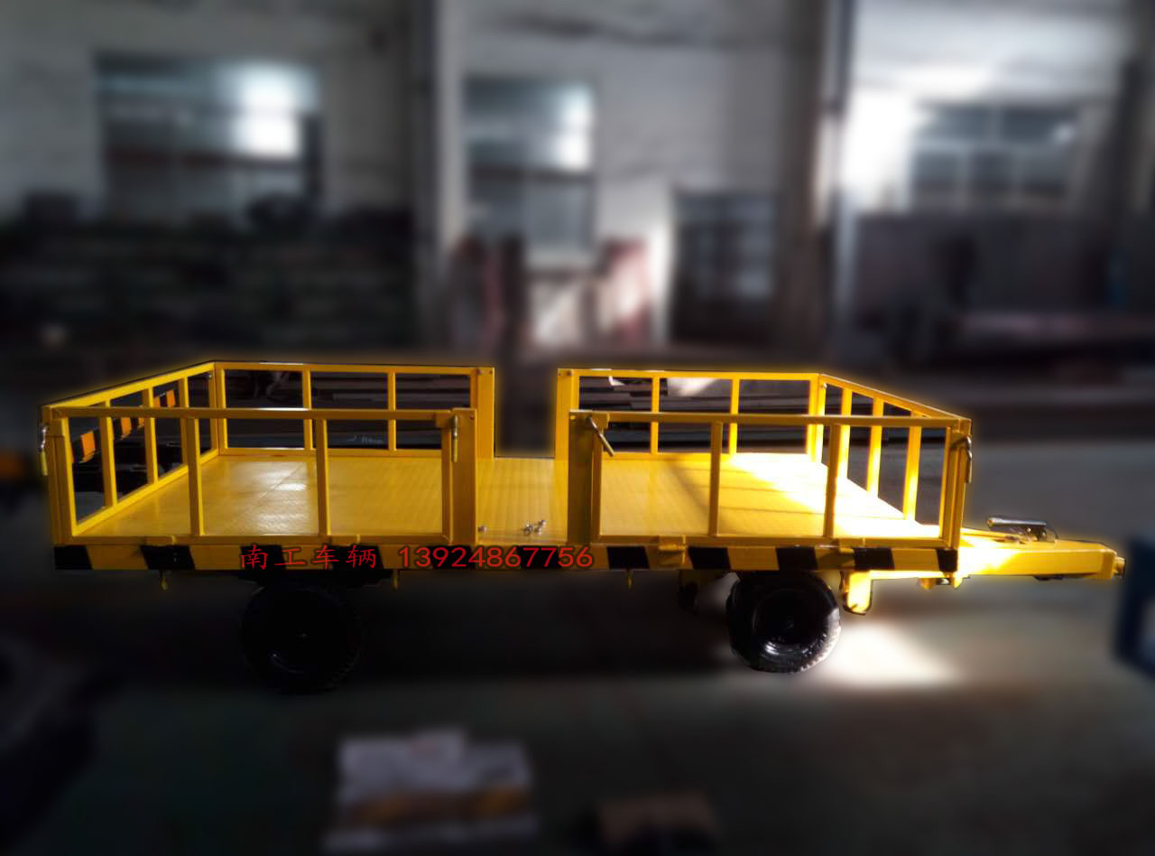 厂家直销 1吨平板拖车 牵引拖车 带护栏型