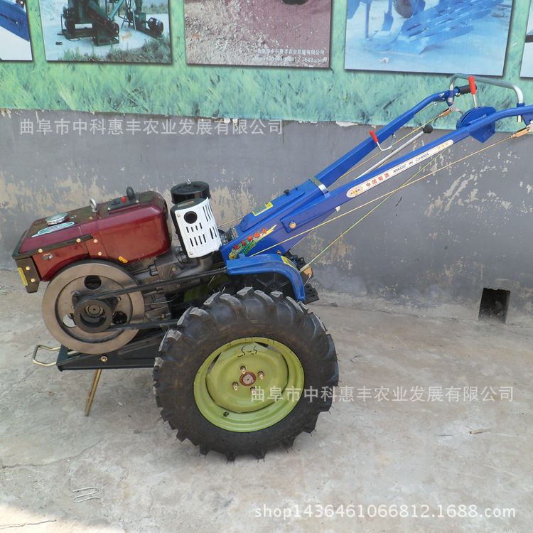 手扶拖拉机