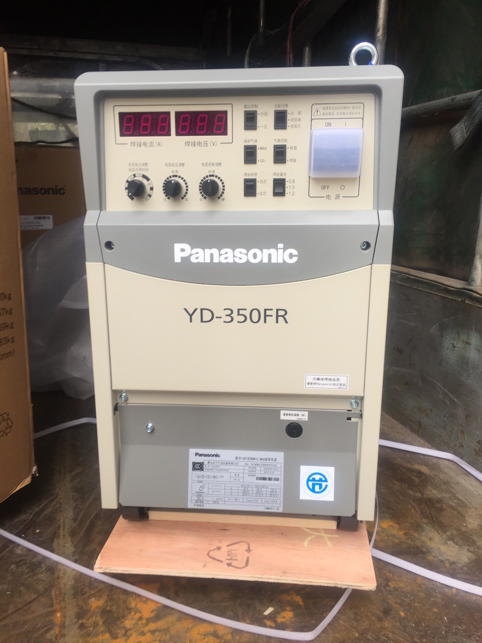 panasonic松下气保焊机YD-350FR2/350FR1