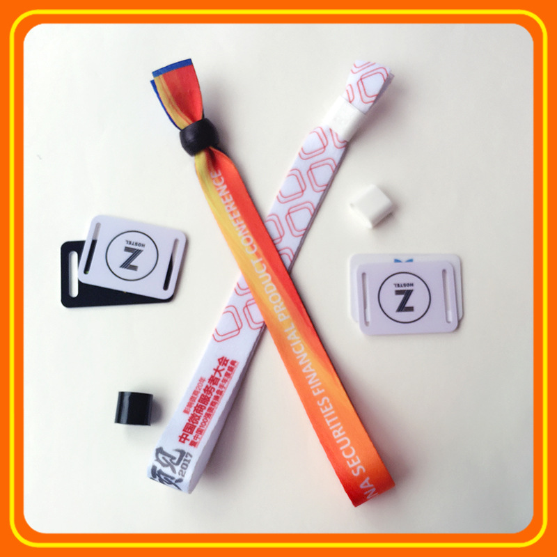 腕带小卡非标异形打流水号智能卡片织带PVC小卡条码激光码流水号