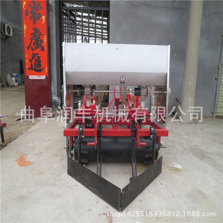 带胶轮的蔬菜播种机 长寿县播种机产品多多