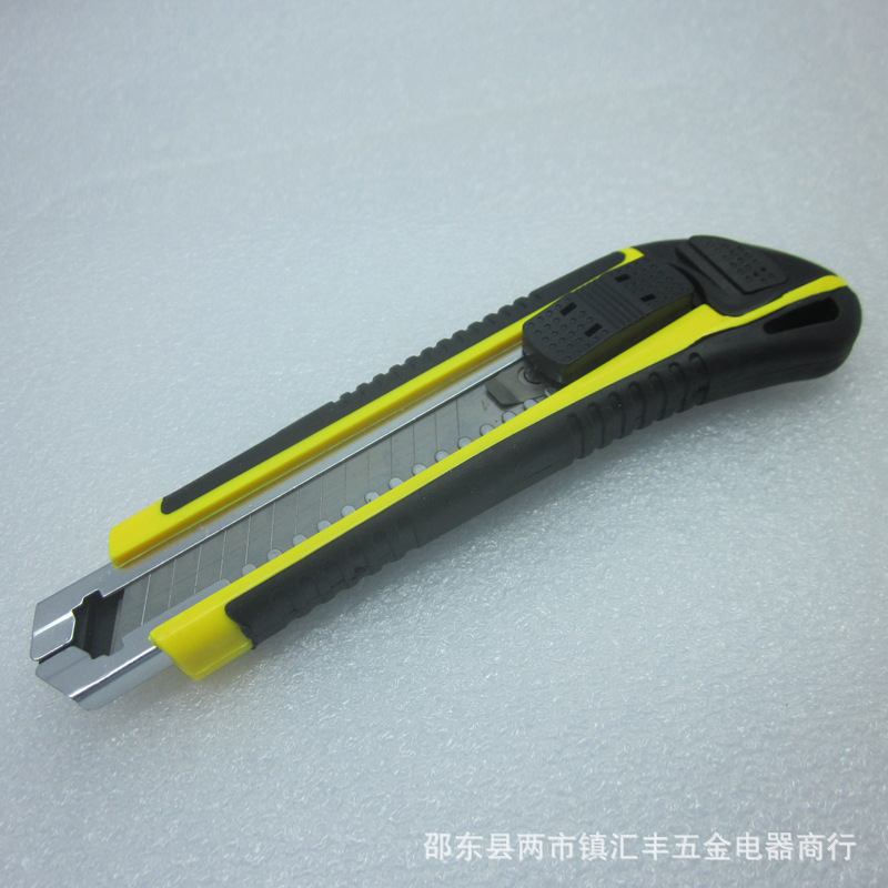 塑柄裁剪桌面用品 三联发美工刀 三连发DIY工具介刀划刀架|ms