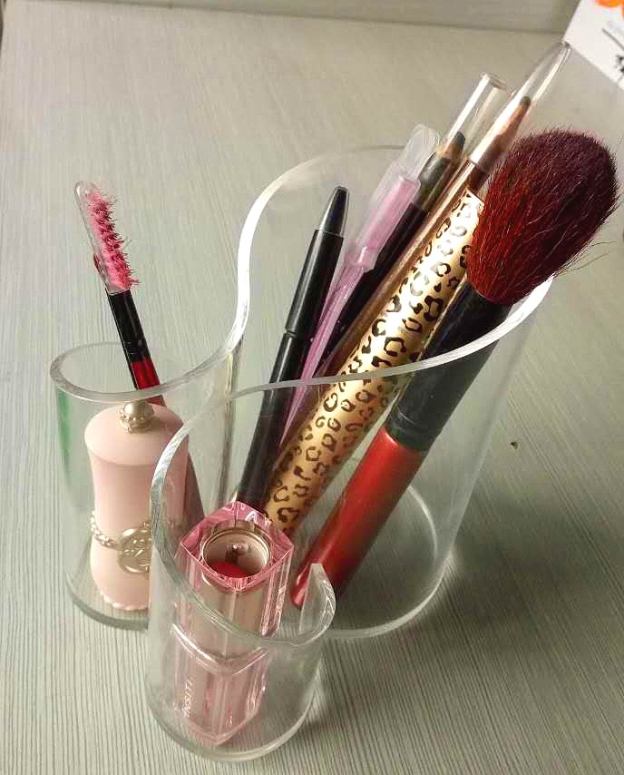 厂家直销大批量生产 亚克力笔筒  有机玻璃花形笔筒 2019新品上市