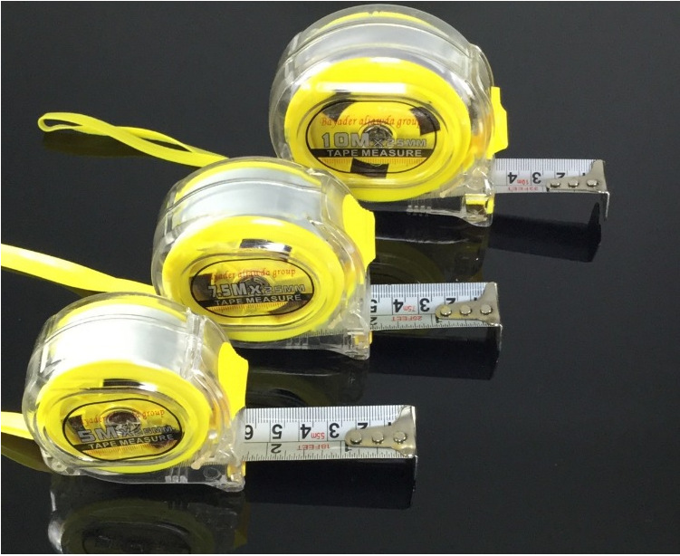 5米卷尺擎著刀具刀柄主刃折弯钢卷尺