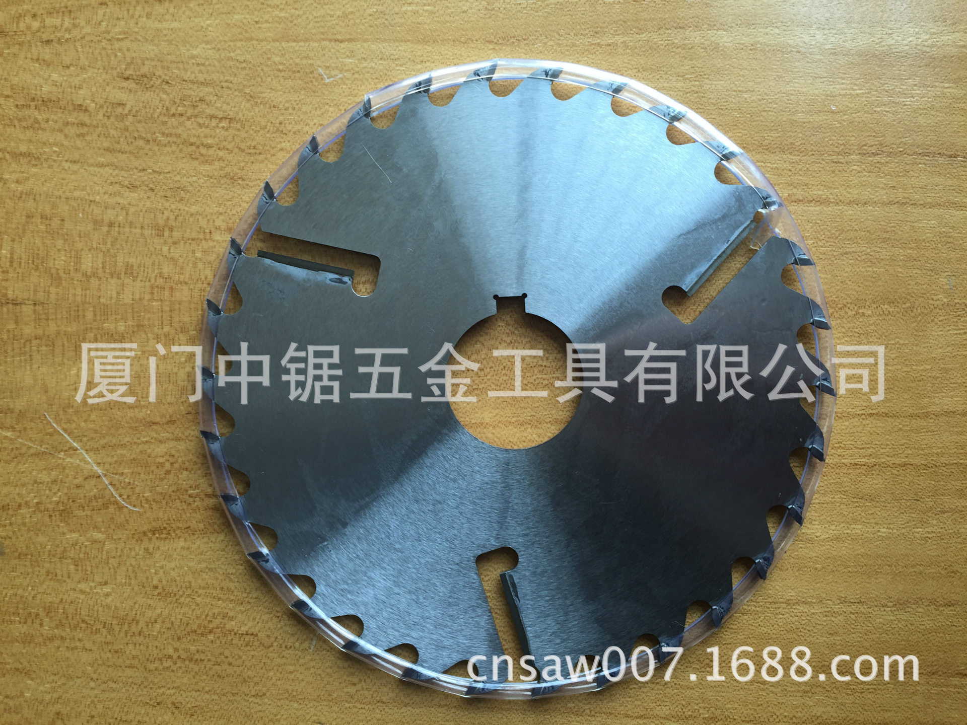 ӦľĶƬƬ ԶƷǱ͹̨εƬ(ͼ)