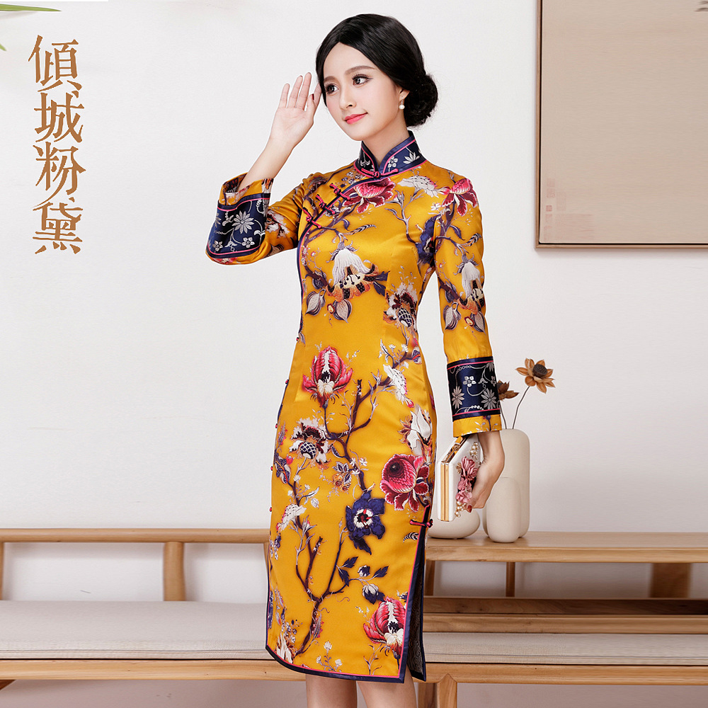 Demi-season fashionable silk quilted elegant ethnic cheongsam