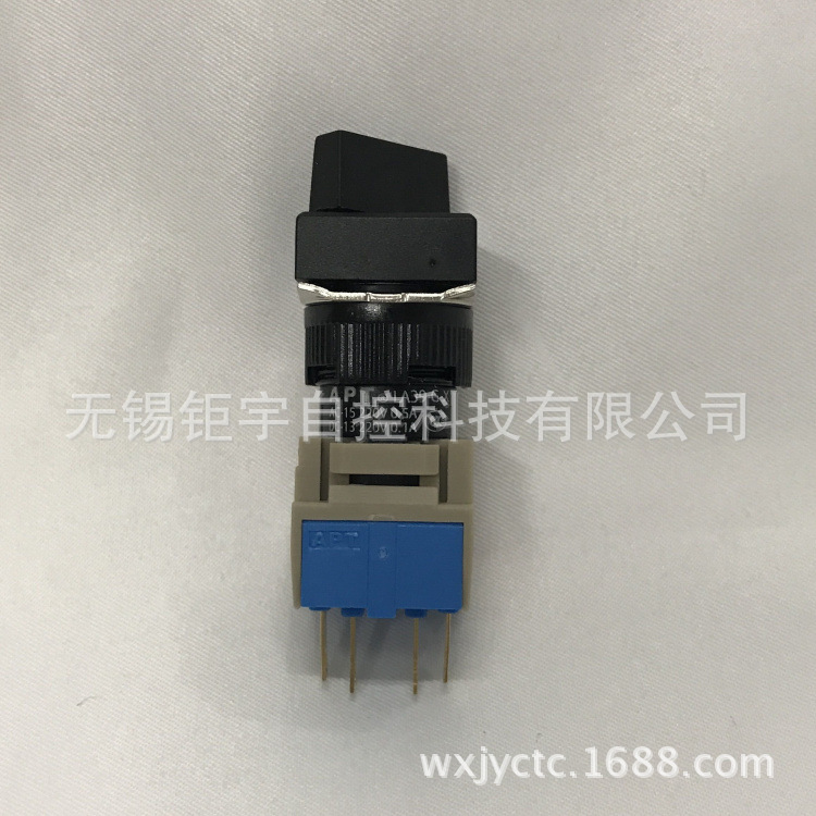 上海二工 APT  选择开关 LA39-G11XF/k  全新原装